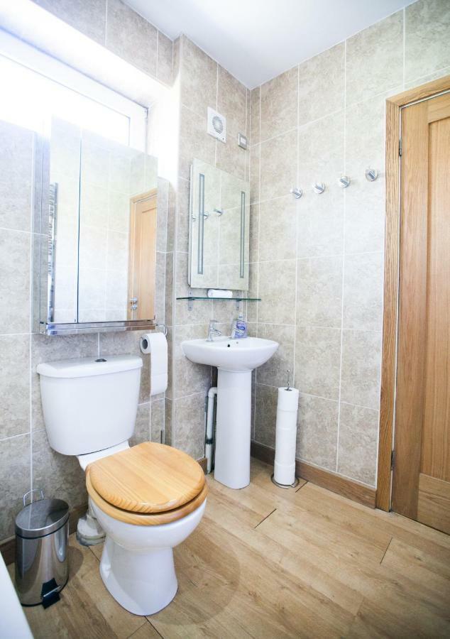 Honest University Apartment 2 Southampton Esterno foto